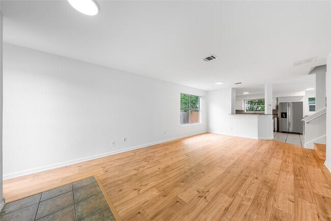 Building Photo - 13701 Cambourne Dr