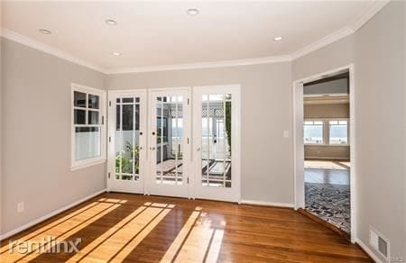 Building Photo - 5 br, 3 bath House - 512 The Strand
