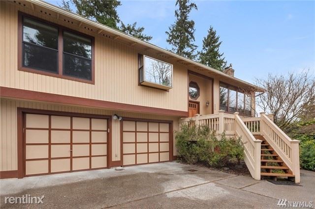 Building Photo - 3 br, 3.5 bath House - 8844 Southeast 37th...