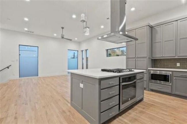 Building Photo - 4515 Cabell Dr