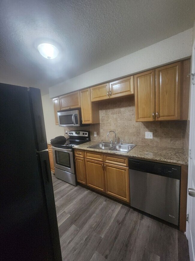 Foto del edificio - 2 Bedroom 2 bath  AQpartment