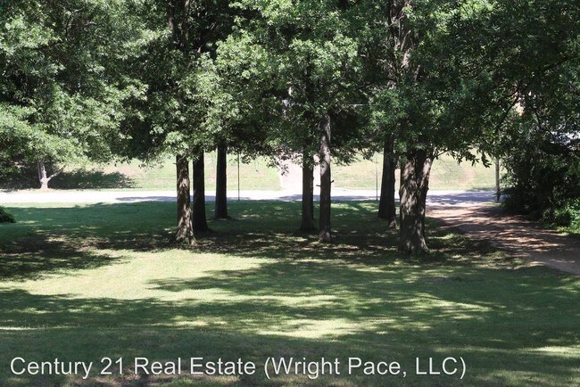Building Photo - 5 br, 3.5 bath House - 1411 South Madison