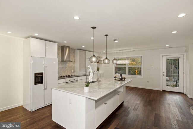 Foto del edificio - 929 T St NW