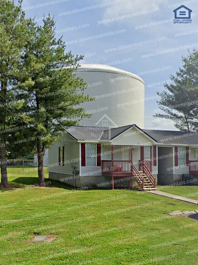 Primary Photo - 155 Dogwood Pointe Dr