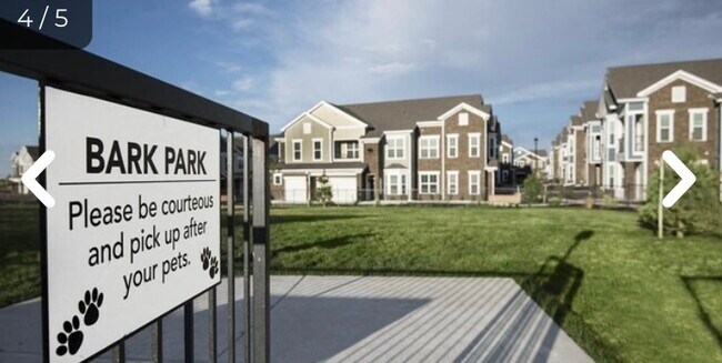 Building Photo - 24753 E Applewood Dr