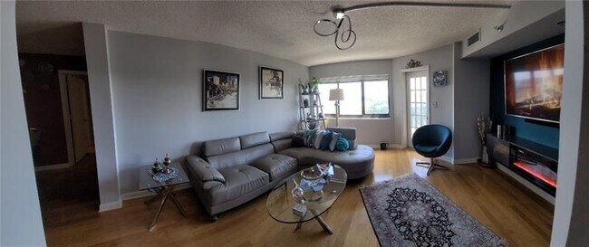 Foto del edificio - 795 Hammond Dr