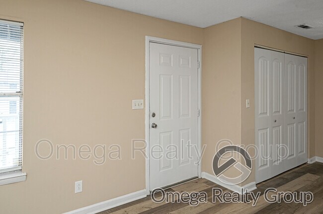 Foto del edificio - 3328 Meridian St N