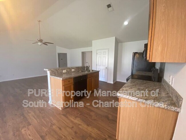 Foto del edificio - 1604 Ashley Ct