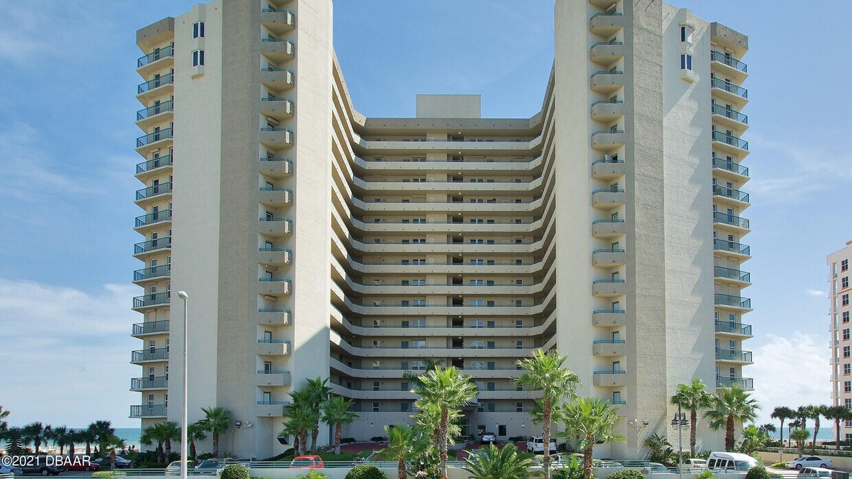 Primary Photo - 2055 S Atlantic Ave