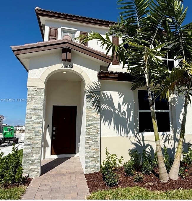 Building Photo - 2617 SE 27th Dr