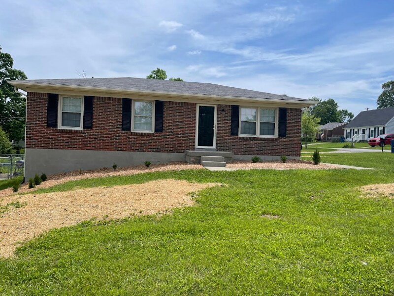 1601 Rhode Ct, La Grange, KY 40031 House Rental in La Grange, KY