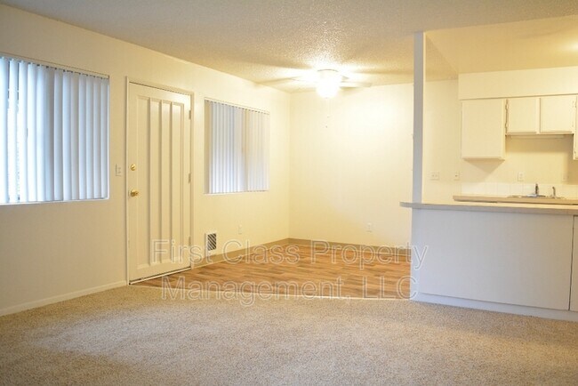 Building Photo - 15901 Quarry Rd