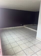 Building Photo - 5653 Townhouse Dr