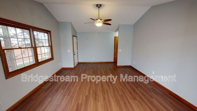 Building Photo - 1632 Tamworth Cir
