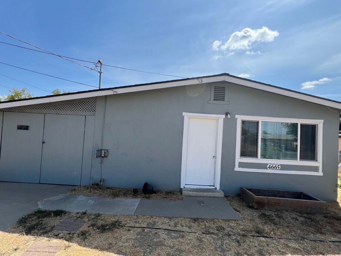 Foto principal - 4665 Ardmore Ave