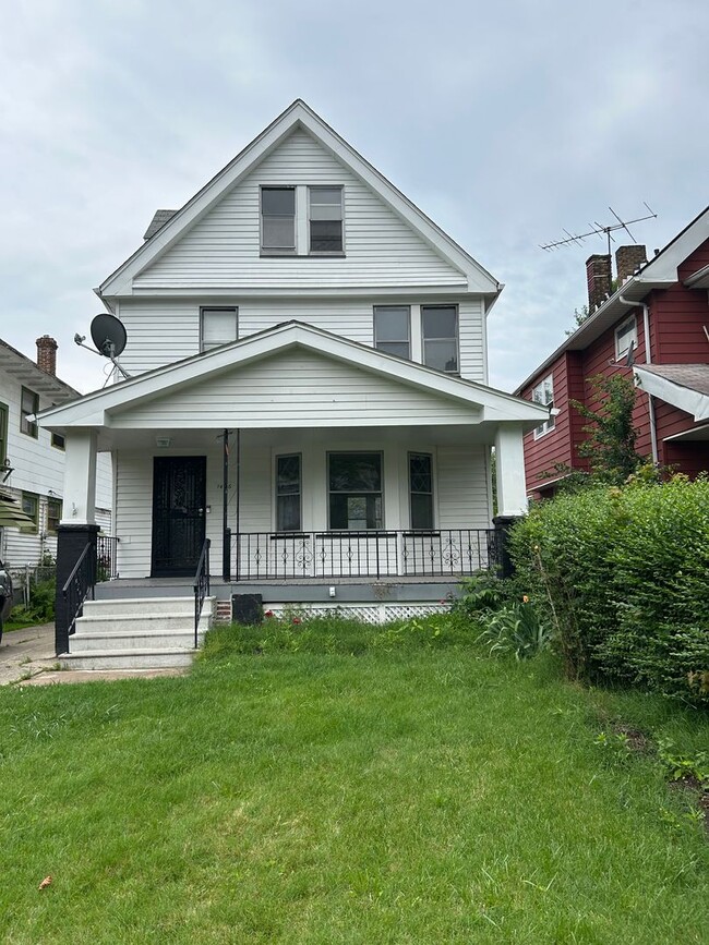 Building Photo - 1486 E 134th St
