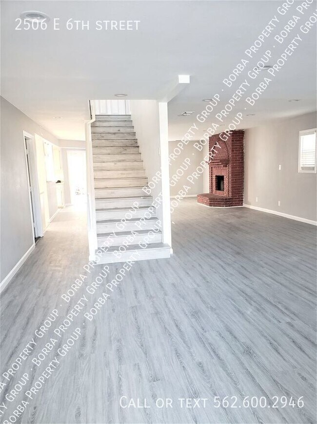 Foto del edificio - 2506 E 6th St