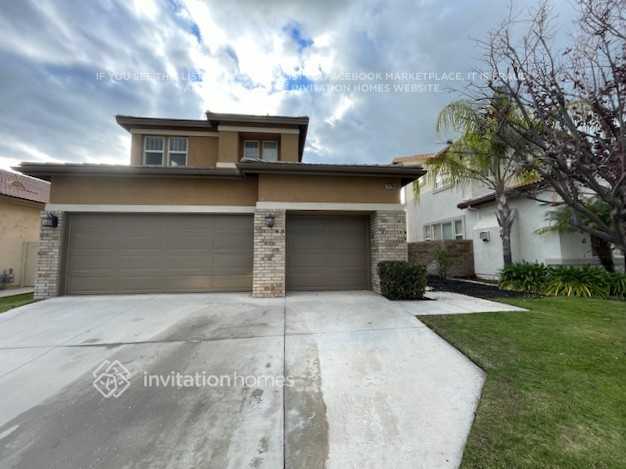 Building Photo - 34208 Pinehurst Dr