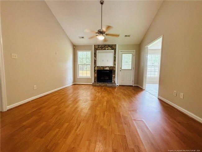 Foto del edificio - 9524 Gooden Dr