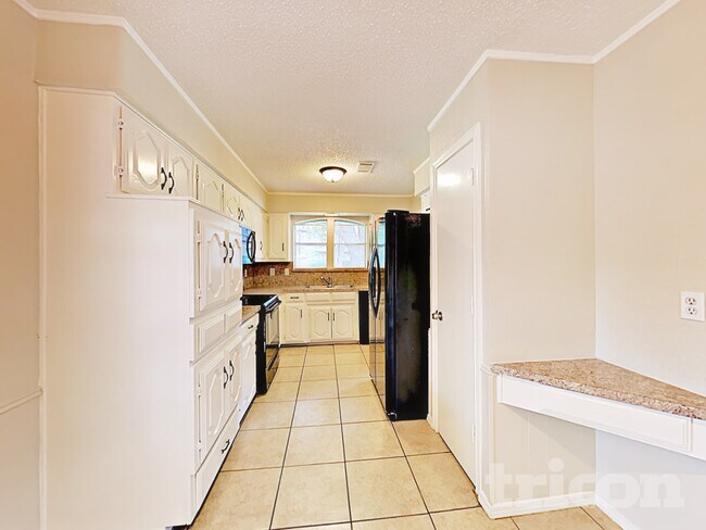 Foto del edificio - 737 SE 3rd St