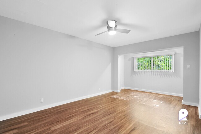 Building Photo - 6707 Berkman Dr