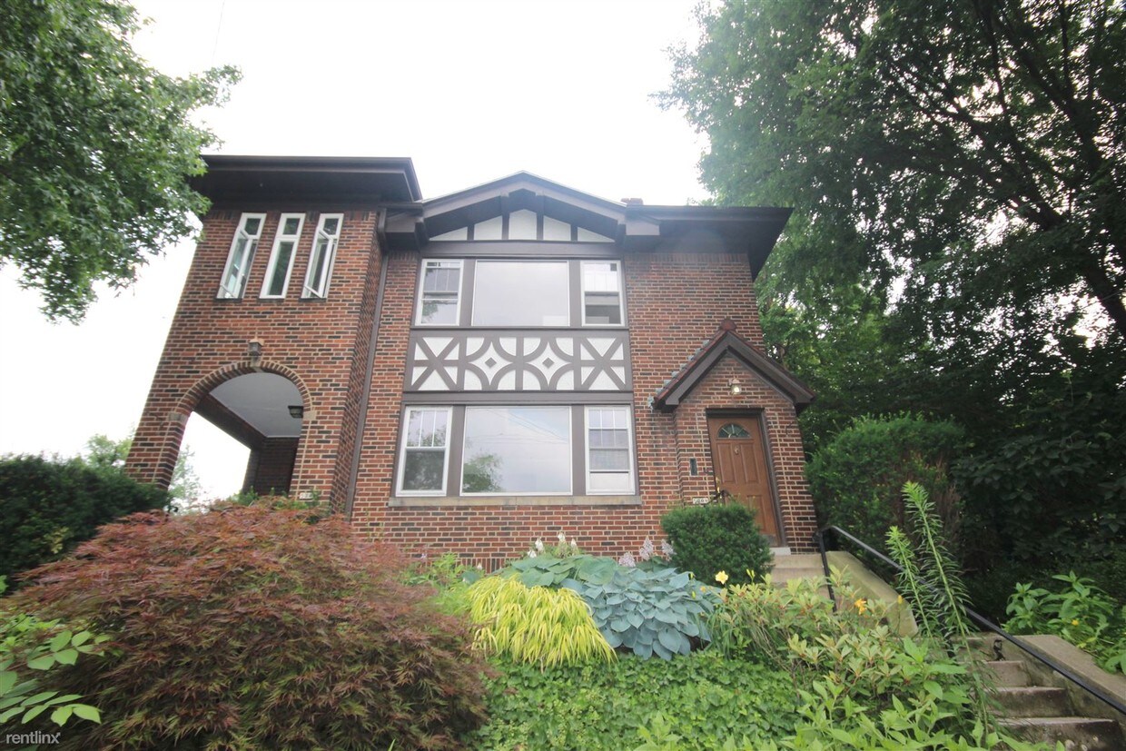 Foto principal - 5204 Ellsworth Ave