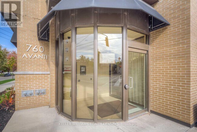 Photo du bâtiment - 410 Sheppard Ave W
