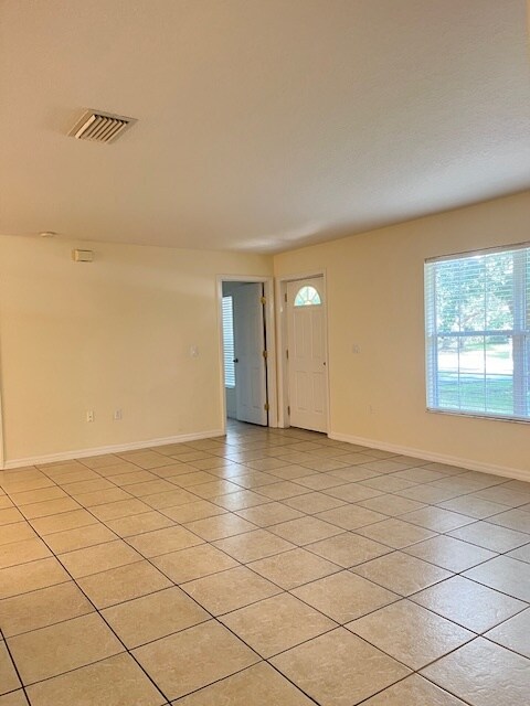 Building Photo - 1692 Whipple Dr