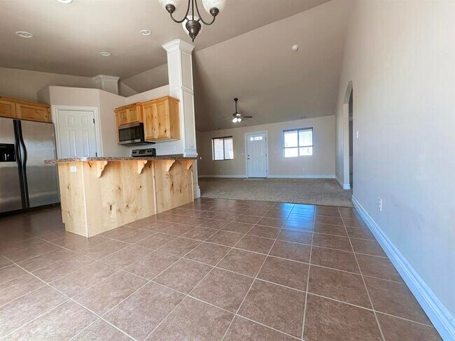 Foto del edificio - 517 N 2650 W