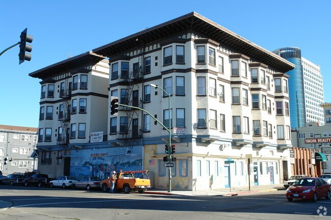 Building Photo - 680-688 14th St