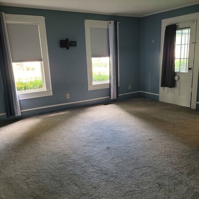 Dormitorio - 236 Owego St