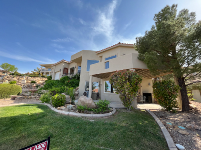 Building Photo - 2164 Balboa Way