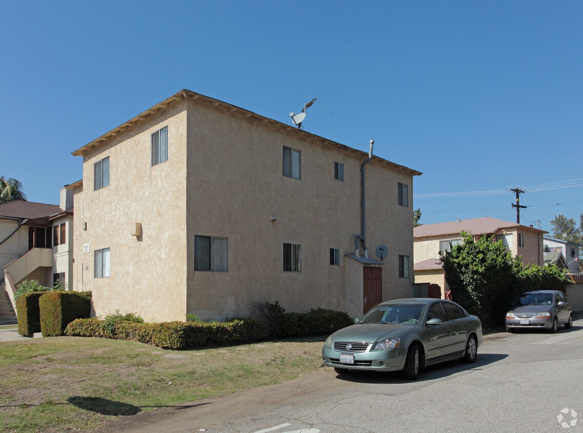 Primary Photo - 2355 Torrance Blvd