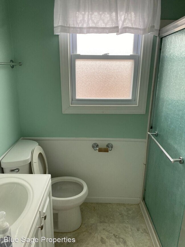 Foto del edificio - 3 br, 1 bath House - 745 Beech Ave