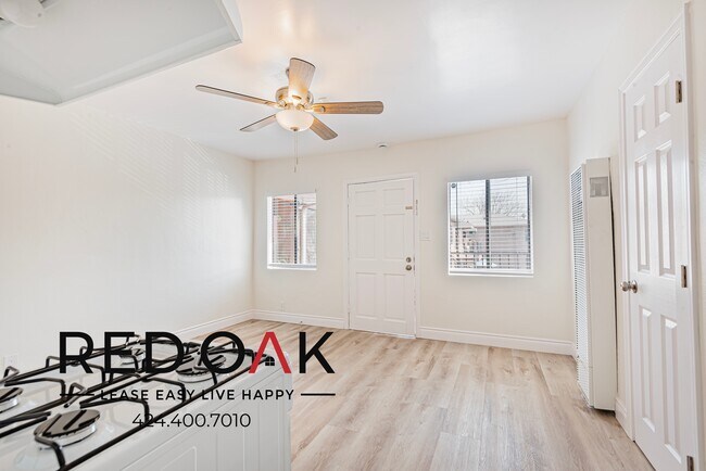 Foto del edificio - 1927 Griffin Ave