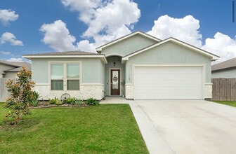 Building Photo - 3141 Piranha Dr