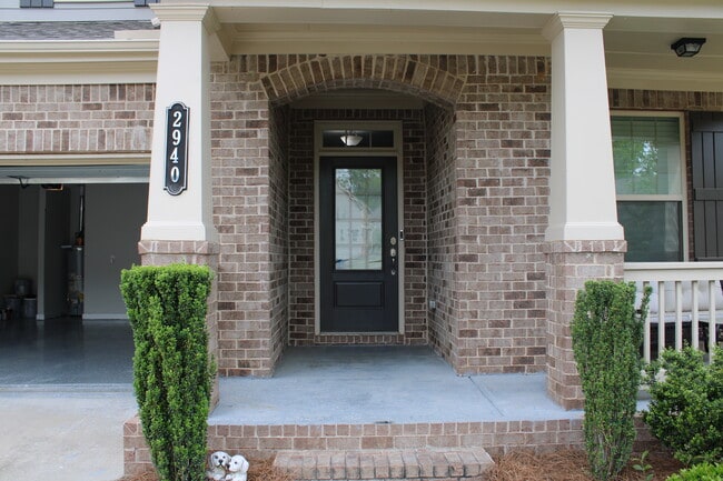 Home entrance - 2940 Furlong Ct