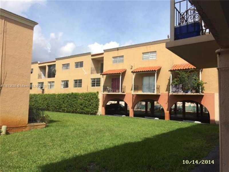Foto principal - 1305 W 53rd St