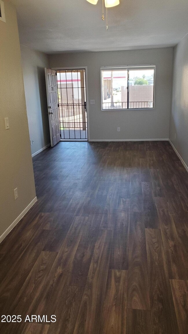 Building Photo - 2737 N Salem