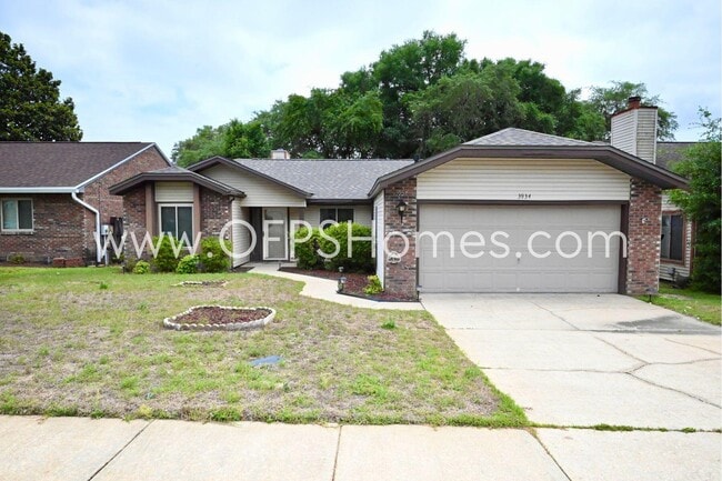 Building Photo - 3934 Balsam Dr