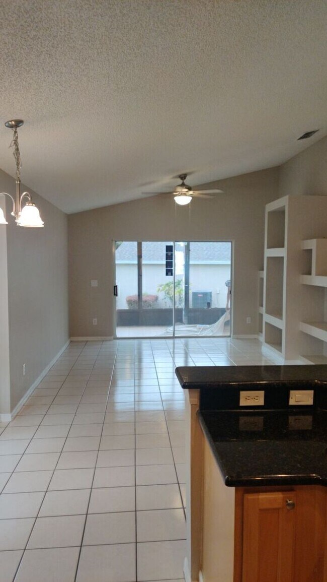 Building Photo - NOW AVAILABLE! - 1915 Needham Rd, Apopka, ...