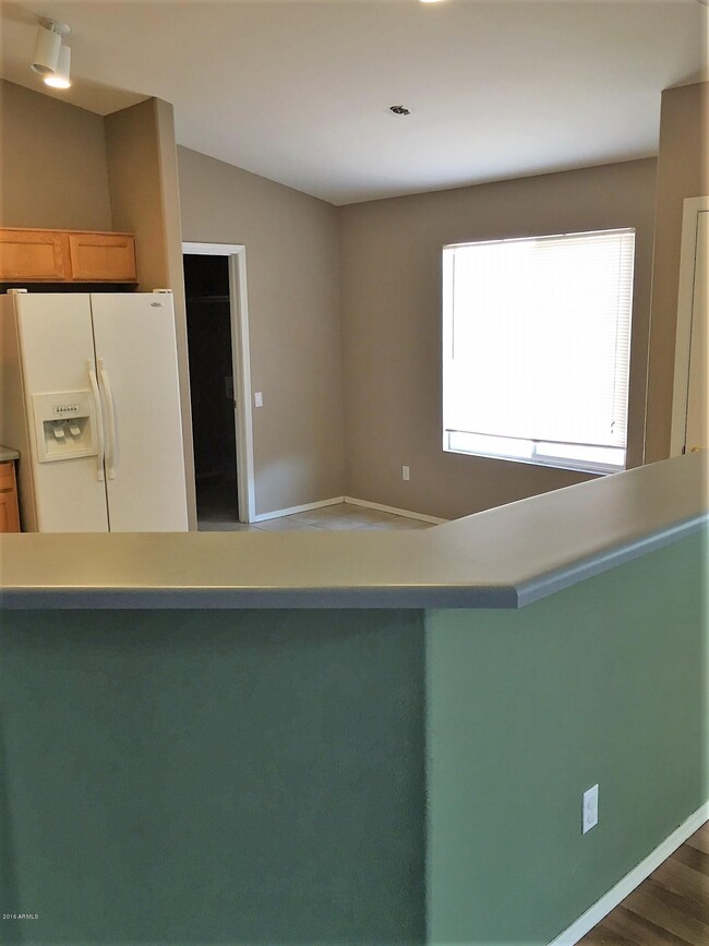 Foto del edificio - 3119 N 130th Ln