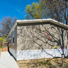 Building Photo - 193 Lakeshore Cir