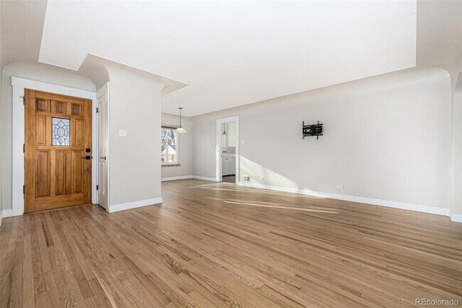 Foto del edificio - 1150 S Jackson St