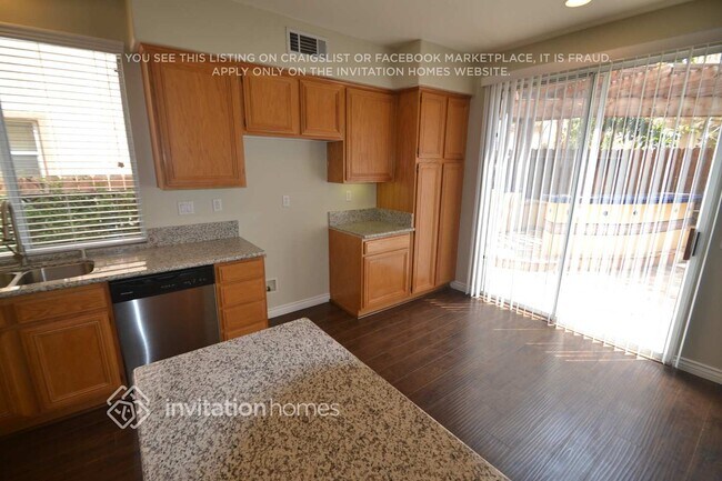 Foto del edificio - 22830 Oak Knoll Dr
