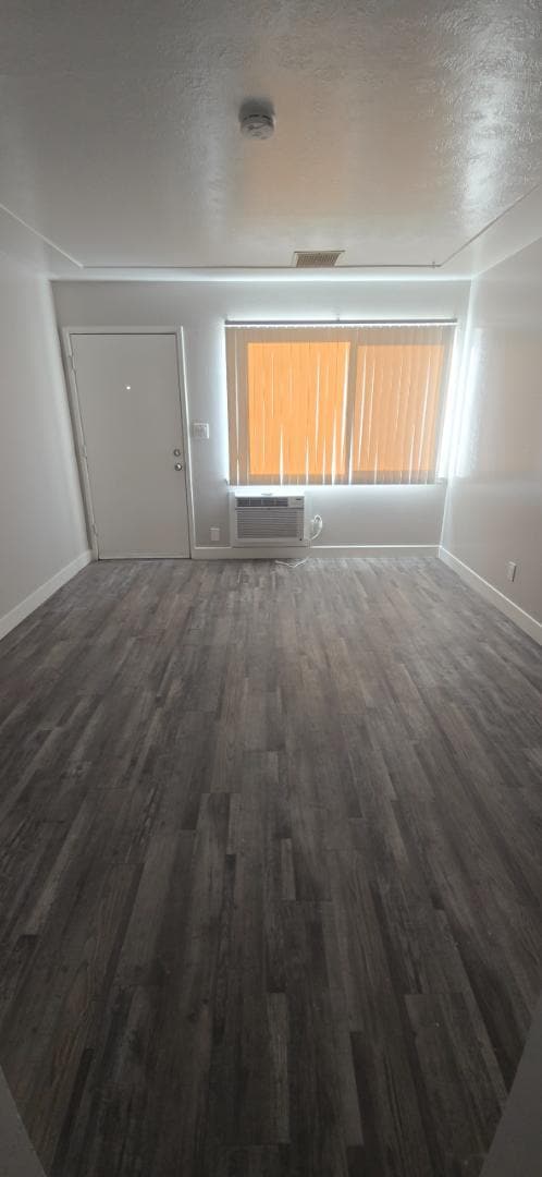 Building Photo - 4550-4596 E Sierra Madre Ave