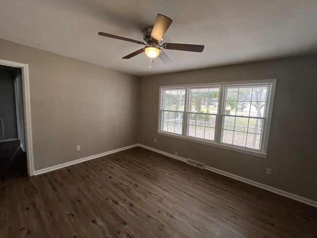 Foto del edificio - 4 Bedrooms, 1 Bathroom - Home in West Rome!