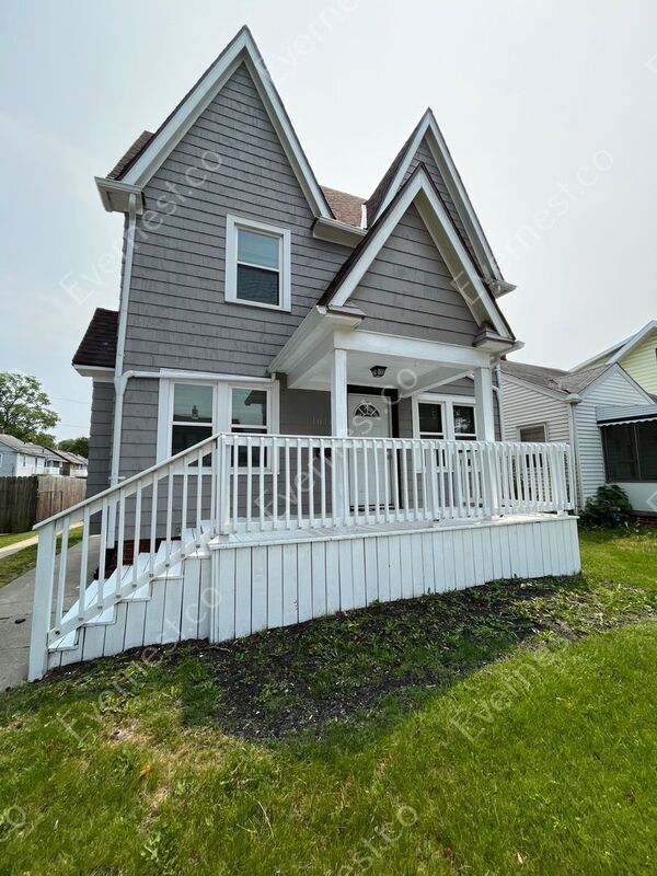 Building Photo - 1611 Hagley Rd