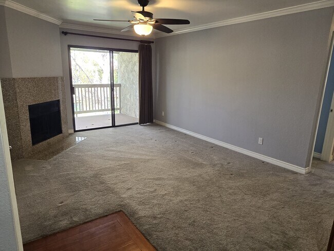 Living room - 9939 Azuaga St