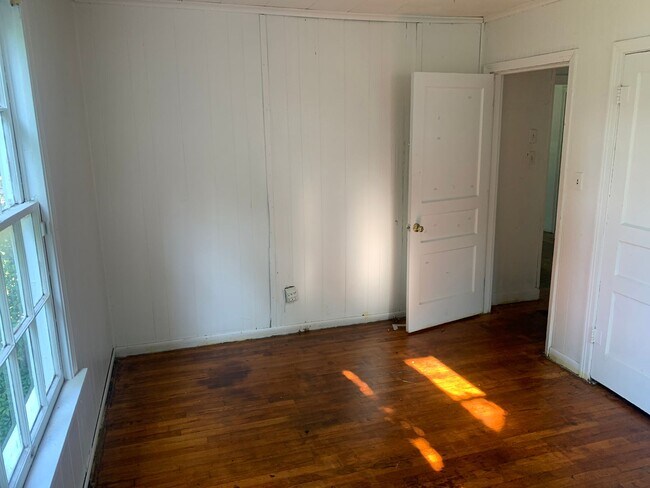 Building Photo - 2312 Claiborne Ave